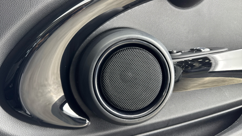 MINI Hatchback 1.5 Cooper Classic 3dr Auto Petrol Hatchback